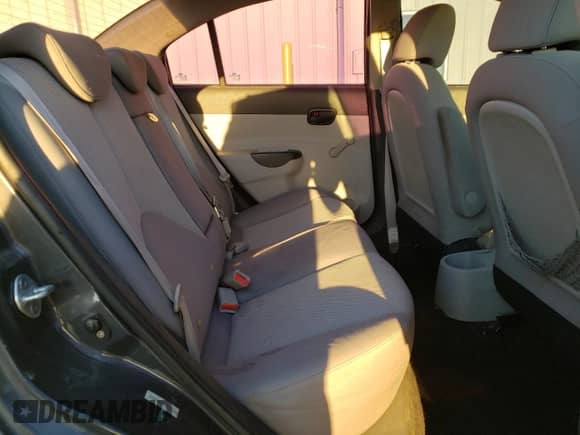 2011 Hyundai Accent GLS z VIN KMHCN4AC9BU611876, wystawiony jako Copart lot #73203914 z przebiegiem 171 046 mil mil oraz Szkoda całkowita • Salvage title. Historia ofert i sprzedaży dostępna na DreamBid. Obrazek 10.