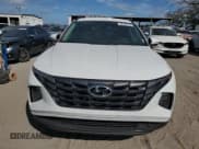 ✅ 2022 Hyundai Tucson SEL • VIN: 5NMJB3AE8NH108769 • Lot: 80330134. Wystawiony na Copart z przebiegiem 26 964 mil. Bezpłatny archiwum sprzedaży aukcyjnych z USA i szczegółowy raport historii pojazdu na DreamBid. Zdjęcie 5.