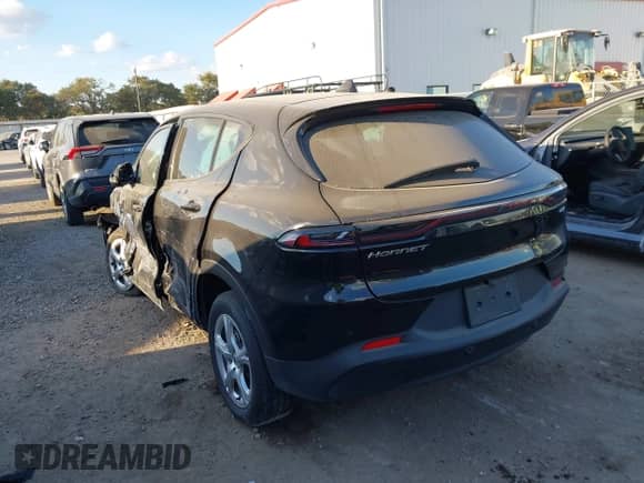 2024 Dodge Hornet GT z VIN ZACNDFAN6R3A40864, wystawiony jako IAAI lot #43452635 z przebiegiem 22 402 mil mil oraz . Historia ofert i sprzedaży dostępna na DreamBid. Obrazek 3.