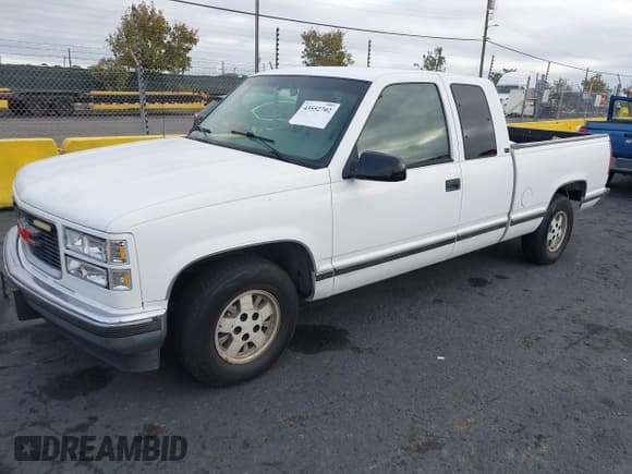 ✅ 1995 GMC Sierra 1500 • VIN: 2GTEC19K8S1538508 • Lot: 43552702. Wystawiony na IAAI z przebiegiem 225 282 mil. Bezpłatny archiwum sprzedaży aukcyjnych z USA i szczegółowy raport historii pojazdu na DreamBid. Zdjęcie 2.