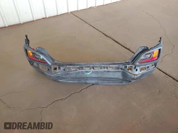 ✅ 2018 Hyundai Kona SEL • VIN: KM8K22AA2JU154348 • Лот: 37891614. Опубликован ранее на Copart с пробегом 32 183 миль. Бесплатный доступ к архиву аукционных продаж из США и подробный отчёт об истории автомобиля на DreamBid. Изображение 12.