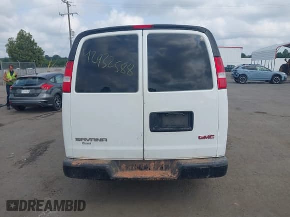 ✅ 2017 GMC Savana Cargo • VIN: 1GTW7BFF7H1139562 • Лот: 42932588. Опубликован ранее на IAAI с пробегом 270 124 миль. Бесплатный доступ к архиву аукционных продаж из США и подробный отчёт об истории автомобиля на DreamBid. Изображение 16.