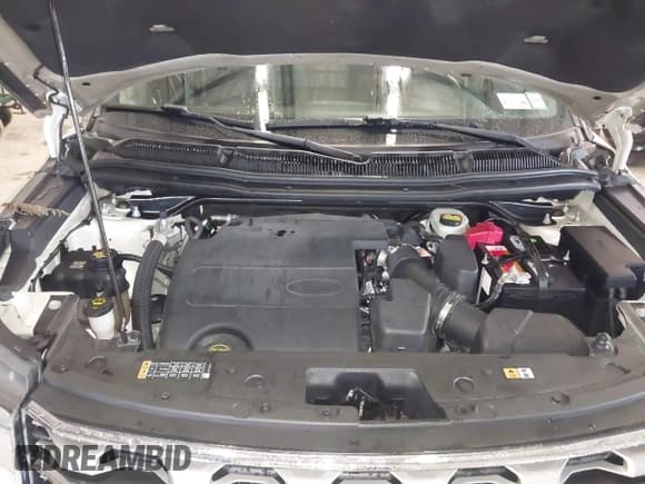 ✅ 2017 Ford Explorer XLT • VIN: 1FM5K8D86HGD47605 • Lot: 42331779. Wystawiony na IAAI z przebiegiem 73 496 mil. Bezpłatny archiwum sprzedaży aukcyjnych z USA i szczegółowy raport historii pojazdu na DreamBid. Zdjęcie 10.