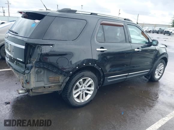✅ 2013 Ford Explorer XLT • VIN: 1FM5K7D96DGA90104 • Lot: 41954541. Wystawiony na IAAI z przebiegiem 162 147 mil. Bezpłatny archiwum sprzedaży aukcyjnych z USA i szczegółowy raport historii pojazdu na DreamBid. Zdjęcie 4.