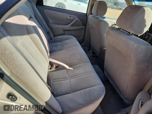 ✅ 2000 Toyota Camry LE • VIN: 4T1BG28KXYU956253 • Lot: 91483795. Wystawiony na Copart z przebiegiem 176 210 mil. Bezpłatny archiwum sprzedaży aukcyjnych z USA i szczegółowy raport historii pojazdu na DreamBid. Zdjęcie 10.