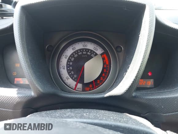 ✅ 2013 Scion xD • VIN: JTKKUPB42D1036464 • Lot: 42996272. Wystawiony na IAAI z przebiegiem 122 191 mil. Bezpłatny archiwum sprzedaży aukcyjnych z USA i szczegółowy raport historii pojazdu na DreamBid. Zdjęcie 7.