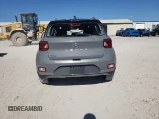 ✅ 2022 Hyundai Venue SEL • VIN: KMHRC8A35NU148680 • Lot: 74496434. Wystawiony na Copart z przebiegiem 35 696 mil. Bezpłatny archiwum sprzedaży aukcyjnych z USA i szczegółowy raport historii pojazdu na DreamBid. Zdjęcie 6.