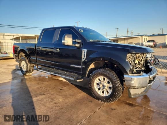 ✅ 2020 Ford F-250 XL • VIN: 1FT7W2BT4LED76613 • Lot: 86078475. Listed on Copart with 200,483 mi. Free auction sales archive from the USA and detailed vehicle history report at DreamBid. Image 4.