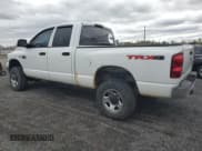 ✅ 2009 Dodge 2500 SLT • VIN: 3D7KS28L39G510712 • Лот: 52180215. Опубликован ранее на Copart с пробегом 268 467 миль. Бесплатный доступ к архиву аукционных продаж из США и подробный отчёт об истории автомобиля на DreamBid. Изображение 2.