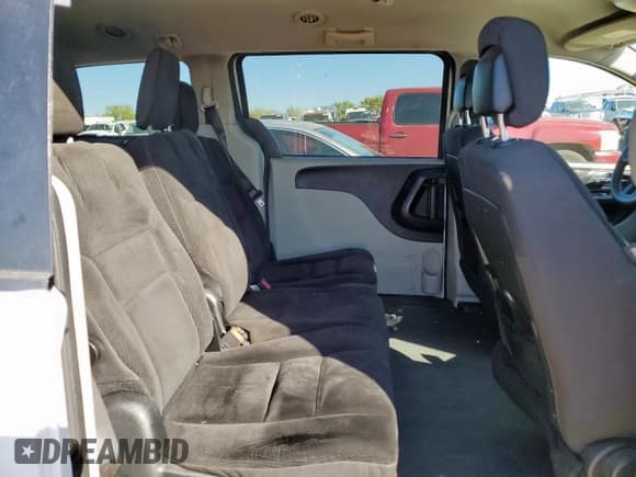 ✅ 2019 Dodge Grand Caravan SE • VIN: 2C4RDGBGXKR547638 • Lot: 91551345. Wystawiony na Copart z przebiegiem 246 689 mil. Bezpłatny archiwum sprzedaży aukcyjnych z USA i szczegółowy raport historii pojazdu na DreamBid. Zdjęcie 11.