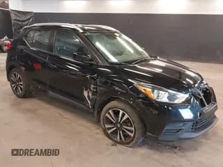 ✅ 2019 Nissan Kicks SR • VIN: 3N1CP5CU2KL509522 • Лот: 42192588. Опубликован ранее на IAAI с пробегом 64 235 миль. Бесплатный доступ к архиву аукционных продаж из США и подробный отчёт об истории автомобиля на DreamBid. Изображение 1.