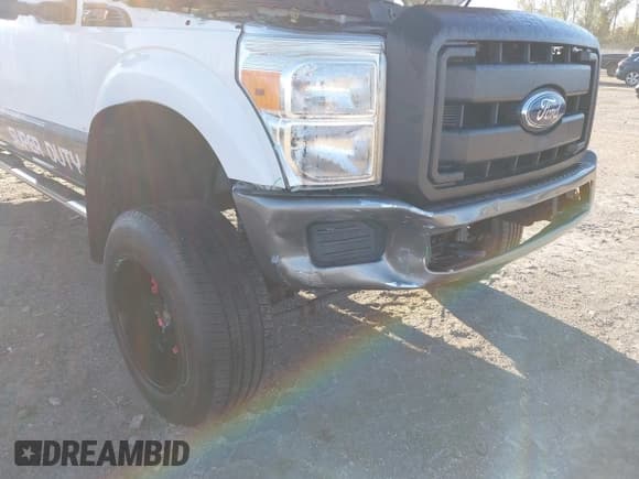 ✅ 2012 Ford F-250 XL • VIN: 1FT7W2B61CEA52982 • Lot: 43322231. Wystawiony na IAAI z przebiegiem 187 030 mil. Bezpłatny archiwum sprzedaży aukcyjnych z USA i szczegółowy raport historii pojazdu na DreamBid. Zdjęcie 6.