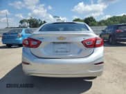 ✅ 2019 Chevrolet Cruze LT • VIN: 1G1BE5SM5K7116630 • Lot: 53158933. Listed on Copart with 47,087 mi. Free auction sales archive from the USA and detailed vehicle history report at DreamBid. Image 6.