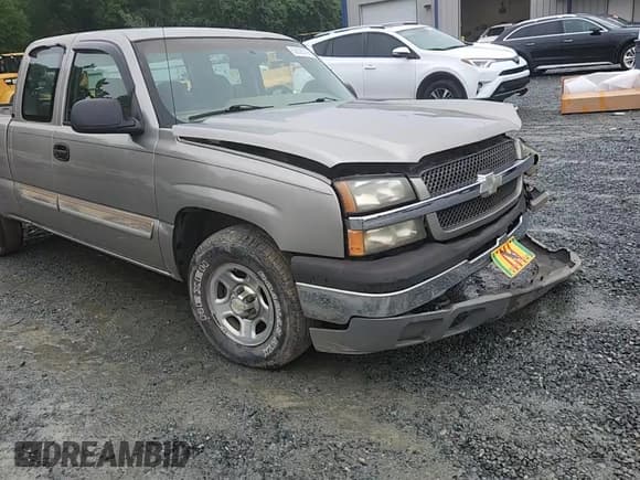 ✅ 2003 Chevrolet Silverado 1500 LS • VIN: 2GCEC19X631389044 • Lot: 58505165. Wystawiony na Copart z przebiegiem Nie podano. Bezpłatny archiwum sprzedaży aukcyjnych z USA i szczegółowy raport historii pojazdu na DreamBid. Zdjęcie 13.