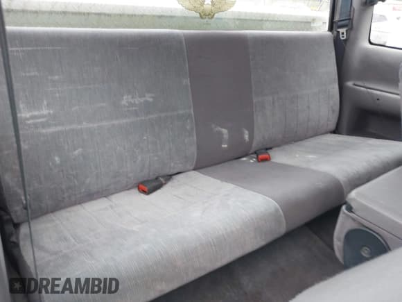 ✅ 1996 Dodge 1500 • VIN: 1B7HC13Y1TJ187295 • Lot: 42269278. Listed on IAAI with 154,114 mi. Free auction sales archive from the USA and detailed vehicle history report at DreamBid. Image 8.