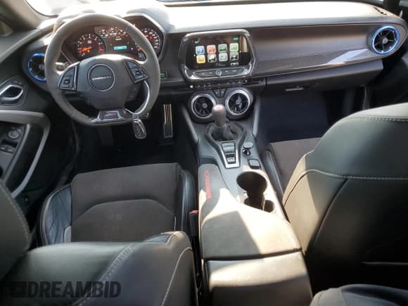 ✅ 2018 Chevrolet Camaro 1SS • VIN: 1G1FE1R71J0169780 • Lot: 80368915. Listed on Copart with 46,251 mi. Free auction sales archive from the USA and detailed vehicle history report at DreamBid. Image 8.