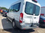 ✅ 2018 Ford Transit XL • VIN: 1FMZK1CM5JKB31481 • Lot: 42329280. Wystawiony na IAAI z przebiegiem 57 051 mil. Bezpłatny archiwum sprzedaży aukcyjnych z USA i szczegółowy raport historii pojazdu na DreamBid. Zdjęcie 3.