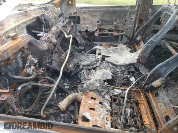 ✅ 2011 Chevrolet Silverado 2500HD LTZ • VIN: 1GC1KYC86BF118696 • Lot: 64945004. Wystawiony na Copart z przebiegiem Nie podano. Bezpłatny archiwum sprzedaży aukcyjnych z USA i szczegółowy raport historii pojazdu na DreamBid. Zdjęcie 7.