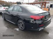 ✅ 2024 Mercedes-Benz C 300 • VIN: W1KAF4HB6RR220466 • Lot: 43543717. Wystawiony na IAAI z przebiegiem 5 605 mil. Bezpłatny archiwum sprzedaży aukcyjnych z USA i szczegółowy raport historii pojazdu na DreamBid. Zdjęcie 3.