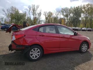 ✅ 2013 Hyundai Accent GLS • VIN: KMHCT4AE6DU560055 • Лот: 73632414. Опубликован ранее на Copart с пробегом 124 964 миль. Бесплатный доступ к архиву аукционных продаж из США и подробный отчёт об истории автомобиля на DreamBid. Изображение 3.