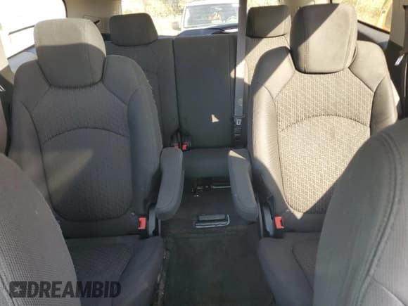 ✅ 2010 Chevrolet Traverse 2LT • VIN: 1GNLRGED2AS112416 • Lot: 86270695. Wystawiony na Copart z przebiegiem 151 578 mil. Bezpłatny archiwum sprzedaży aukcyjnych z USA i szczegółowy raport historii pojazdu na DreamBid. Zdjęcie 10.