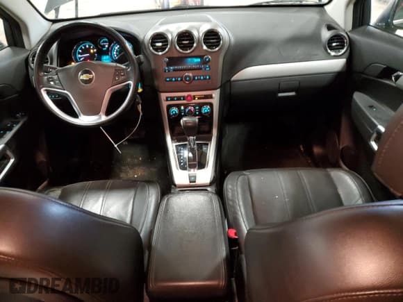 ✅ 2012 Chevrolet Captiva Sport LT • VIN: 3GNAL3E58CS527094 • Lot: 43129555. Wystawiony na Copart z przebiegiem 140 901 mil. Bezpłatny archiwum sprzedaży aukcyjnych z USA i szczegółowy raport historii pojazdu na DreamBid. Zdjęcie 8.