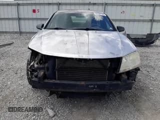 ✅ 2012 Dodge Avenger SE • VIN: 1C3CDZAB8CN242682 • Лот: 81875204. Опубликован ранее на Copart с пробегом 196 507 миль. Бесплатный доступ к архиву аукционных продаж из США и подробный отчёт об истории автомобиля на DreamBid. Изображение 5.