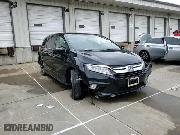 ✅ 2019 Honda Odyssey Elite • VIN: 5FNRL6H9XKB089956 • Лот: 57897585. Опубликован ранее на Copart с пробегом 102 438 миль. Бесплатный доступ к архиву аукционных продаж из США и подробный отчёт об истории автомобиля на DreamBid. Изображение 14.