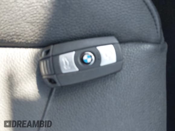 ✅ 2007 BMW 3 Series 328xi • VIN: WBAVC93557KX61238 • Lot: 40251584. Listed on IAAI with 133,587 mi. Free auction sales archive from the USA and detailed vehicle history report at DreamBid. Image 11.