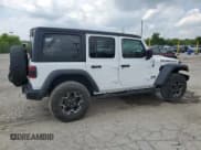 ✅ 2023 Jeep Wrangler Rubicon • VIN: 1C4HJXFG8PW635312 • Lot: 64634665. Wystawiony na Copart z przebiegiem 22 633 mil. Bezpłatny archiwum sprzedaży aukcyjnych z USA i szczegółowy raport historii pojazdu na DreamBid. Zdjęcie 3.