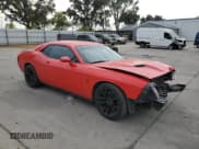✅ 2015 Dodge Challenger R/T Scat Pack • VIN: 2C3CDZFJXFH717262 • Lot: 70892945. Wystawiony na Copart z przebiegiem 180 542 mil. Bezpłatny archiwum sprzedaży aukcyjnych z USA i szczegółowy raport historii pojazdu na DreamBid. Zdjęcie 4.