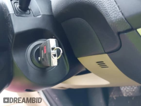 ✅ 2010 Mazda 3 i Touring • VIN: JM1BL1SF3A1192548 • Лот: 43781526. Опубликован ранее на IAAI с пробегом 238 682 миль. Бесплатный доступ к архиву аукционных продаж из США и подробный отчёт об истории автомобиля на DreamBid. Изображение 11.