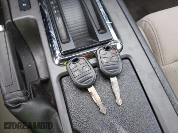 ✅ 2011 Ford Mustang V6 • VIN: 1ZVBP8EM3B5161671 • Lot: 43662644. Listed on IAAI with 54,327 mi. Free auction sales archive from the USA and detailed vehicle history report at DreamBid. Image 11.