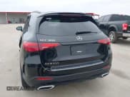 ✅ 2024 Mercedes-Benz GLC 300 • VIN: W1NKM4GB9RF209266 • Lot: 41331418. Listed on IAAI with 6,102 mi. Free auction sales archive from the USA and detailed vehicle history report at DreamBid. Image 16.