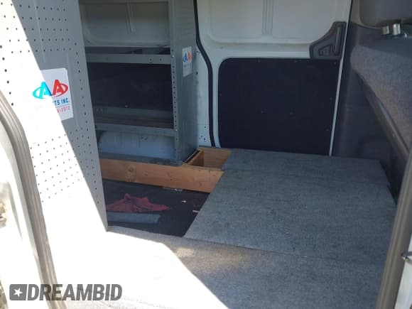 ✅ 2019 Nissan NV200 SV • VIN: 3N6CM0KN1KK705702 • Lot: 42655516. Listed on IAAI with 137,687 mi. Free auction sales archive from the USA and detailed vehicle history report at DreamBid. Image 8.