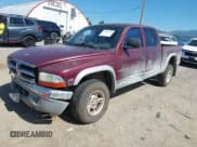 ✅ 2000 Dodge Dakota Sport • VIN: 1B7HG2AZ9YS728469 • Lot: 42928676. Wystawiony na IAAI z przebiegiem 243 416 mil. Bezpłatny archiwum sprzedaży aukcyjnych z USA i szczegółowy raport historii pojazdu na DreamBid. Zdjęcie 2.