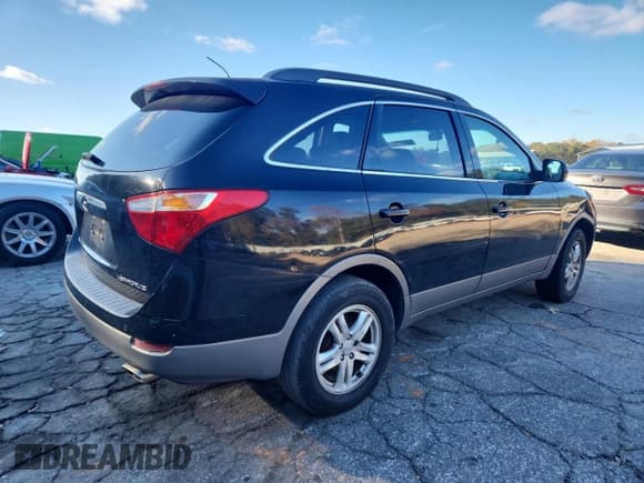 ✅ 2011 Hyundai Veracruz Limited • VIN: KM8NU4CC4BU173244 • Lot: 91909345. Wystawiony na Copart z przebiegiem 250 020 mil. Bezpłatny archiwum sprzedaży aukcyjnych z USA i szczegółowy raport historii pojazdu na DreamBid. Zdjęcie 3.