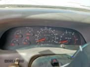 ✅ 1999 Ford F-350 XL • VIN: 1FTSW30LXXEE34247 • Lot: 65646235. Wystawiony na Copart z przebiegiem 203 440 mil. Bezpłatny archiwum sprzedaży aukcyjnych z USA i szczegółowy raport historii pojazdu na DreamBid. Zdjęcie 9.