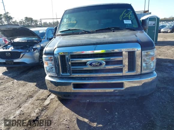 ✅ 2014 Ford Econoline Passenger XL • VIN: 1FBSS3BL1EDB21149 • Lot: 41529261. Wystawiony na IAAI z przebiegiem Nie podano. Bezpłatny archiwum sprzedaży aukcyjnych z USA i szczegółowy raport historii pojazdu na DreamBid. Zdjęcie 11.