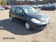 ✅ 2008 Nissan Versa SL • VIN: 3N1BC13E98L374329 • Lot: 43527284. Listed on IAAI with 101,701 mi. Free auction sales archive from the USA and detailed vehicle history report at DreamBid. Image 1.