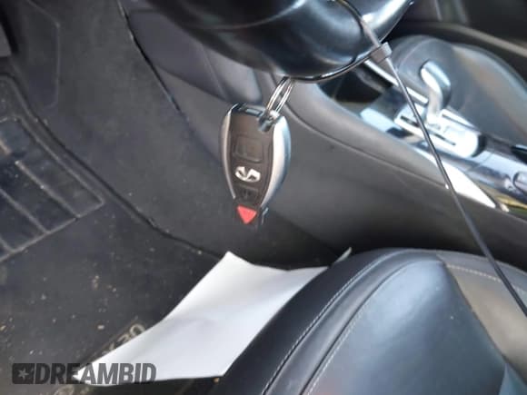 ✅ 2018 Infiniti QX30 Premium • VIN: SJKCH5CR7JA053848 • Лот: 42291145. Опубликован ранее на IAAI с пробегом 120 570 миль. Бесплатный доступ к архиву аукционных продаж из США и подробный отчёт об истории автомобиля на DreamBid. Изображение 11.