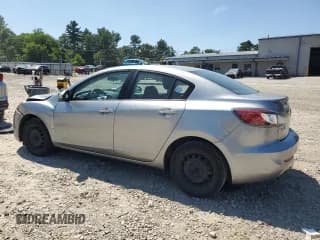 ✅ 2013 Mazda 3 i Sport • VIN: JM1BL1UP1D1808905 • Lot: 67663015. Wystawiony na Copart z przebiegiem 78 358 mil. Bezpłatny archiwum sprzedaży aukcyjnych z USA i szczegółowy raport historii pojazdu na DreamBid. Zdjęcie 2.
