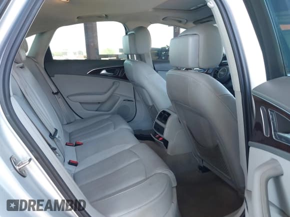 ✅ 2014 Audi A6 Premium Plus • VIN: WAUFGAFC3EN047687 • Lot: 42882953. Wystawiony na IAAI z przebiegiem 84 562 mil. Bezpłatny archiwum sprzedaży aukcyjnych z USA i szczegółowy raport historii pojazdu na DreamBid. Zdjęcie 8.