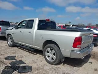 ✅ 2010 Dodge 1500 SLT • VIN: 1D7RB1GT7AS237619 • Lot: 41656932. Wystawiony na IAAI z przebiegiem 117 485 mil. Bezpłatny archiwum sprzedaży aukcyjnych z USA i szczegółowy raport historii pojazdu na DreamBid. Zdjęcie 3.