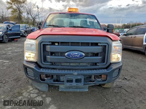 ✅ 2016 Ford F-250 XLT • VIN: 1FTBF2B67GEA92550 • Lot: 94699465. Listed on Copart with 95,819 mi. Free auction sales archive from the USA and detailed vehicle history report at DreamBid. Image 5.