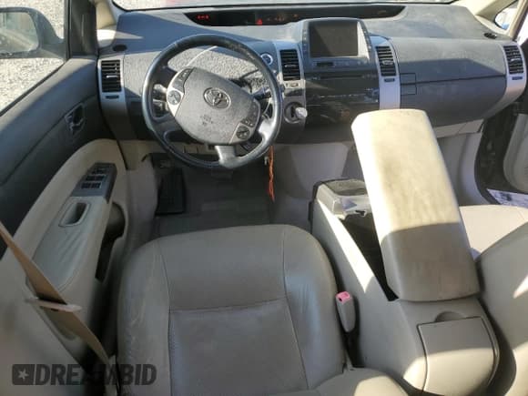 ✅ 2006 Toyota Prius • VIN: JTDKB20U867506127 • Лот: 92648445. Опубликован ранее на Copart с пробегом 312 214 миль. Бесплатный доступ к архиву аукционных продаж из США и подробный отчёт об истории автомобиля на DreamBid. Изображение 8.