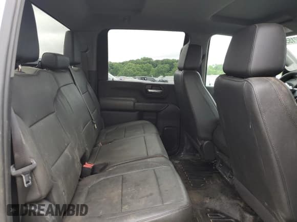 ✅ 2021 Chevrolet Silverado 1500 • VIN: 1GB4WLE75MF306707 • Лот: 58062155. Опубликован ранее на Copart с пробегом 75 299 миль. Бесплатный доступ к архиву аукционных продаж из США и подробный отчёт об истории автомобиля на DreamBid. Изображение 10.