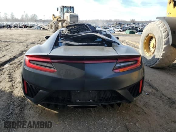 ✅ 2017 Acura NSX • VIN: 19UNC1B00HY000224 • Lot: 40800054. Wystawiony na Copart z przebiegiem Nie podano. Bezpłatny archiwum sprzedaży aukcyjnych z USA i szczegółowy raport historii pojazdu na DreamBid. Zdjęcie 6.