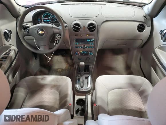 ✅ 2010 Chevrolet HHR LS • VIN: 3GNBAADB3AS538443 • Lot: 86645774. Listed on Copart with 165,654 mi. Free auction sales archive from the USA and detailed vehicle history report at DreamBid. Image 8.