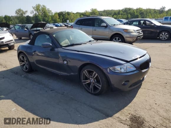 ✅ 2005 BMW Z4 3.0i • VIN: 4USBT53515LU10150 • Lot: 67423915. Listed on Copart with 121,371 mi. Free auction sales archive from the USA and detailed vehicle history report at DreamBid. Image 4.